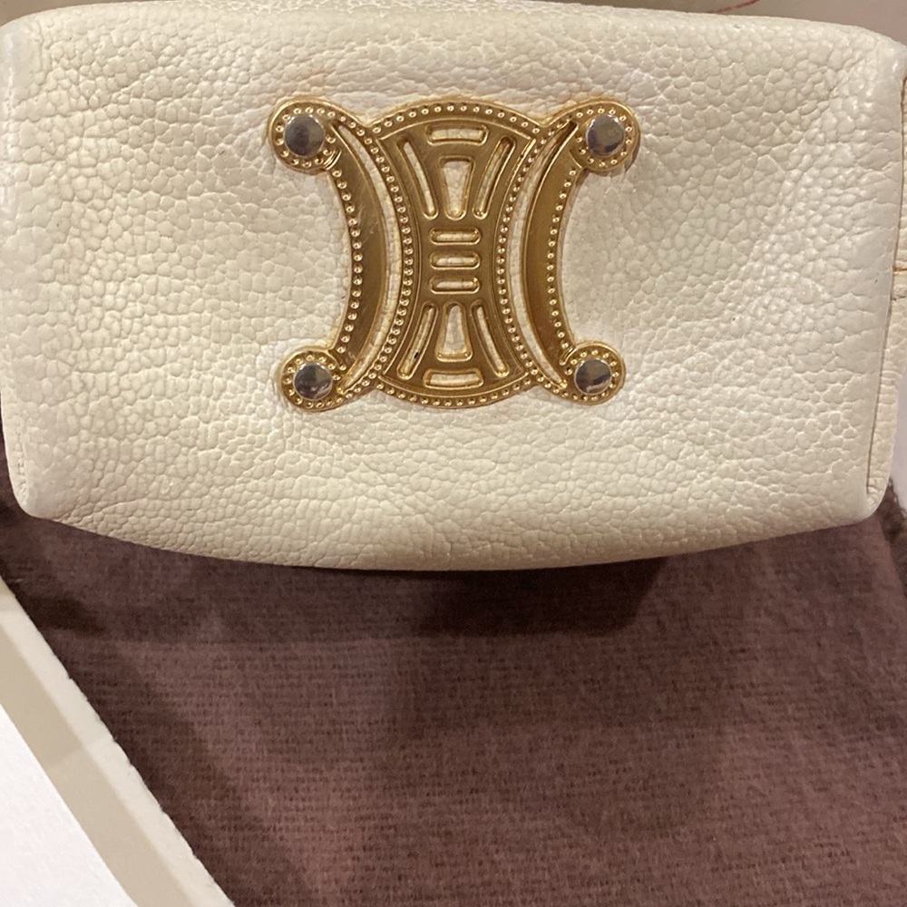 Celine Cream Leather Triomphe Logo Coin Pouch with Gold Hardware - Picture 2 of 10